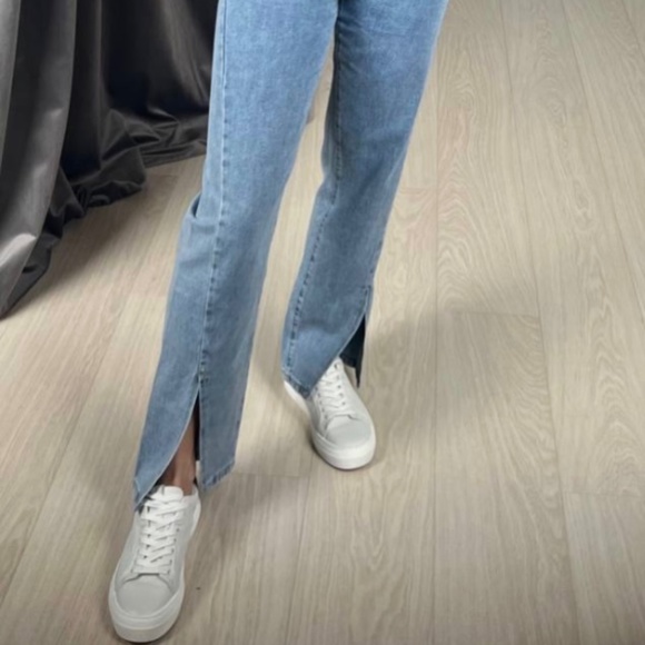 Blue denim jeans with front slits - Picture 3 of 5